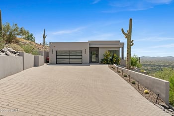 6347 Carriage Dr, Cave Creek, AZ 85331