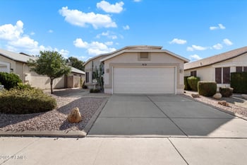 6347 Delmonico Ln, Glendale, AZ 85302
