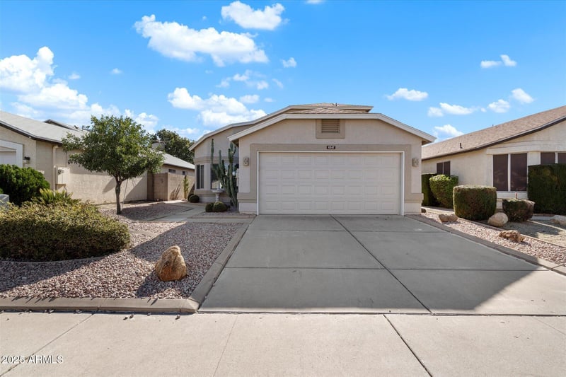 6347 Delmonico Ln, Glendale, AZ 85302