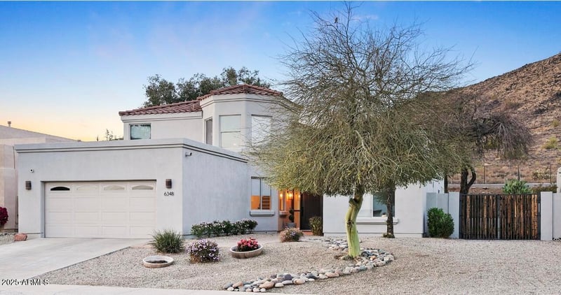 6348 Hill Ln, Glendale, AZ 85310