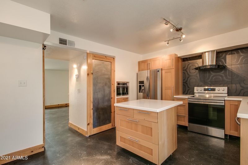 6348 N 7th Ave #20, Phoenix, AZ 85013