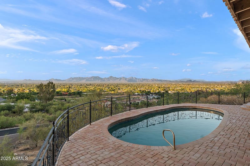 6349 Hummingbird Ln, Paradise Valley, AZ 85253