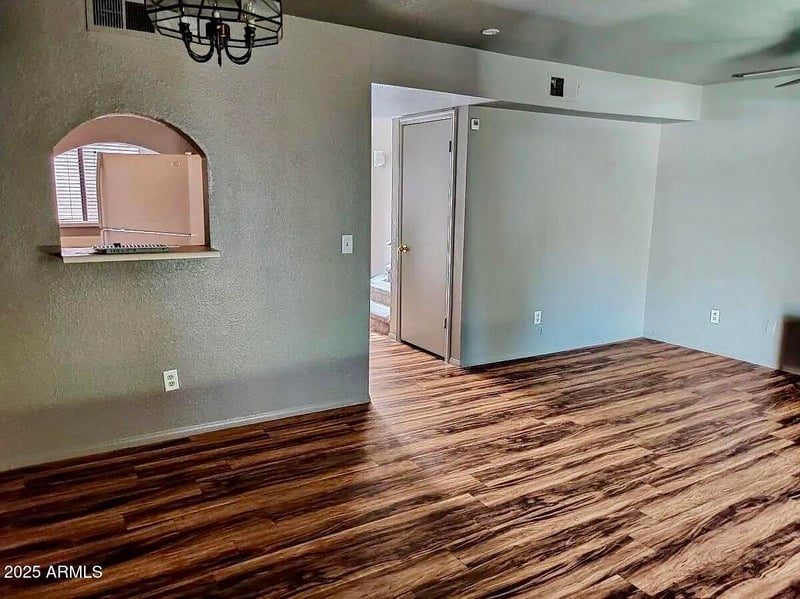 635 13th St, Tempe, AZ 85281