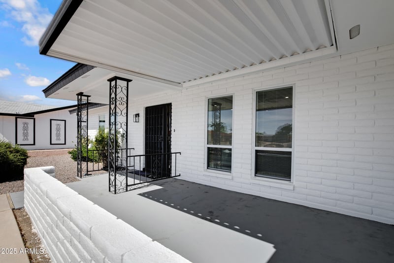 635 67th Pl, Mesa, AZ 85205