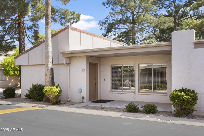 6350 78th St #290, Scottsdale, AZ 85250