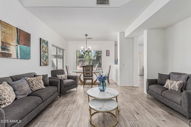6350 Hess St, Phoenix, AZ 85043