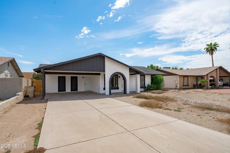 6351 Mountain View Rd, Glendale, AZ 85302