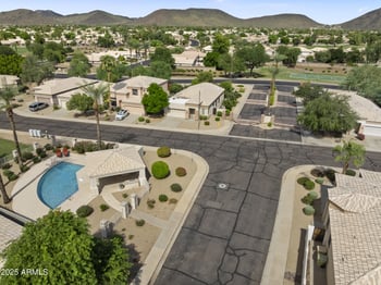 6351 Pontiac Dr, Glendale, AZ 85308