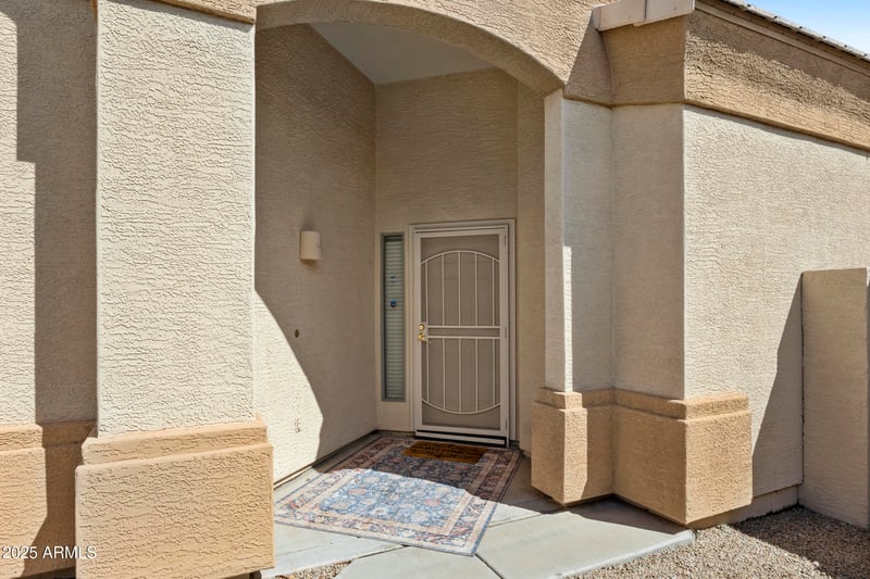 6351 Pontiac Dr, Glendale, AZ 85308