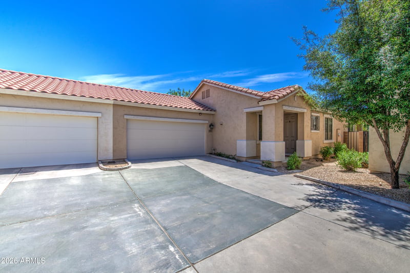 6351 Blake St, Gilbert, AZ 85298