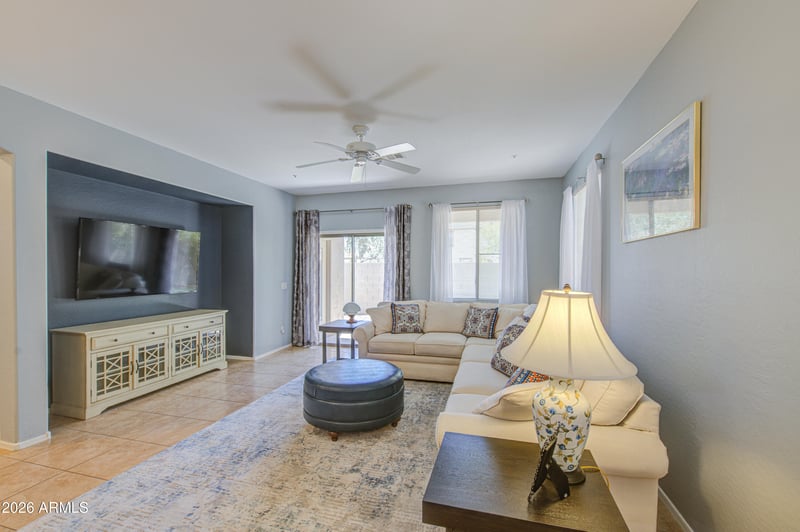 6351 Blake St, Gilbert, AZ 85298