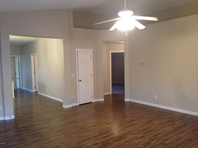 6351 W Gross Ave, Phoenix, AZ 85043