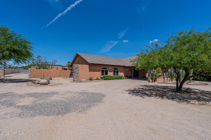6351 W Soft Wind Dr, Glendale, AZ 85310