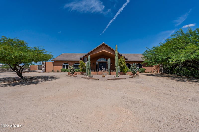 6351 W Soft Wind Dr, Glendale, AZ 85310