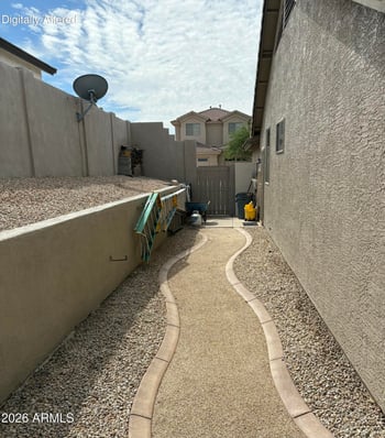 6352 W Briles Rd, Phoenix, AZ 85083