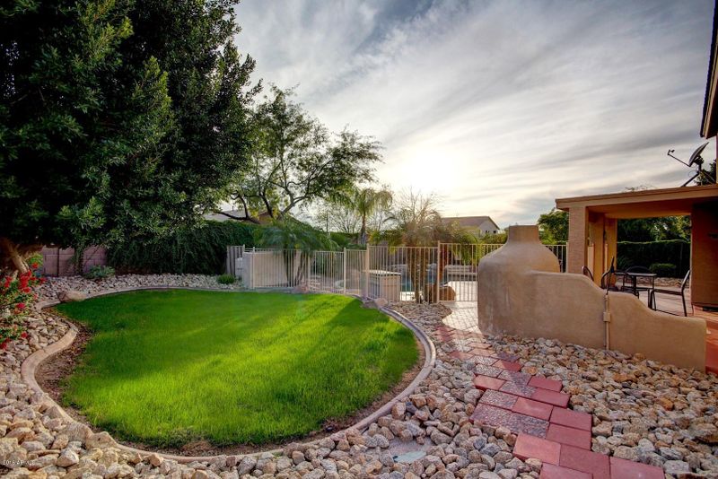 6355 W Avenida Del Rey Rd, Phoenix, AZ 85083