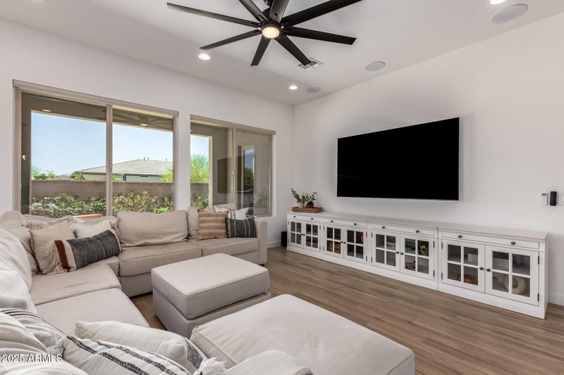 6356 Granite St, Gilbert, AZ 85298