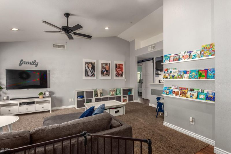 6357 W Campo Bello Dr, Glendale, AZ 85308