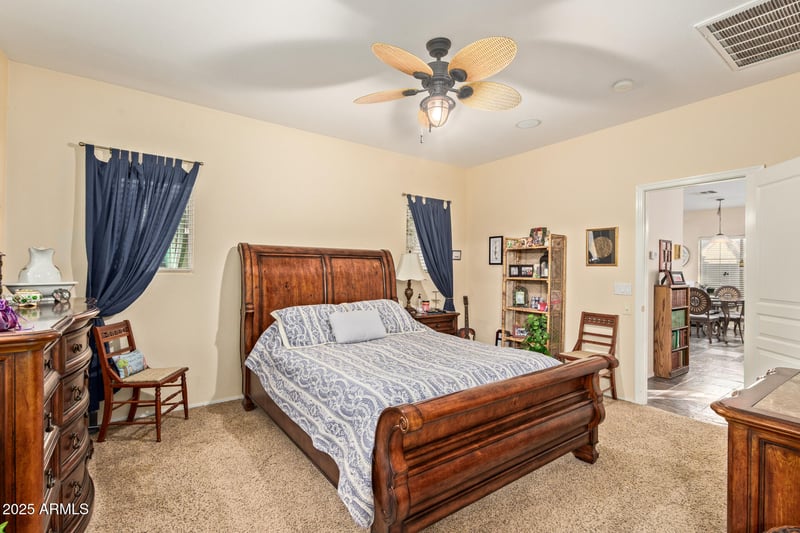 6358 Legend Ct, Gilbert, AZ 85298