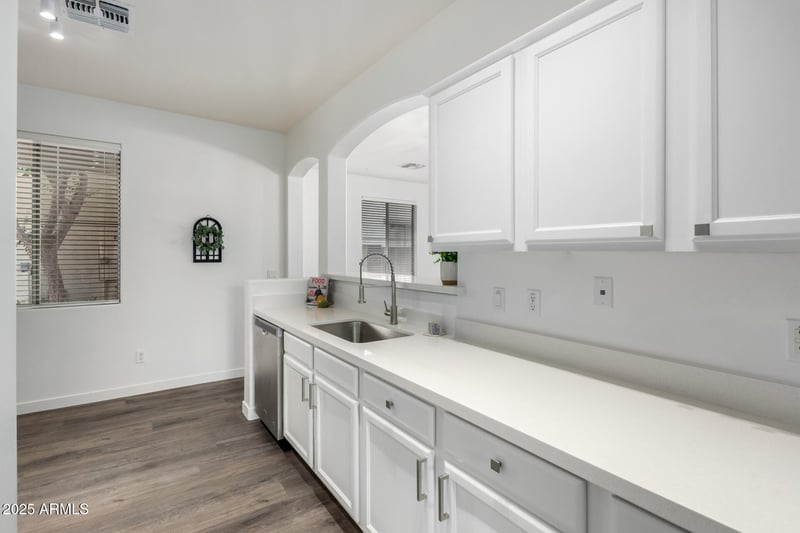 6359 S Forest Ave, Gilbert, AZ 85298