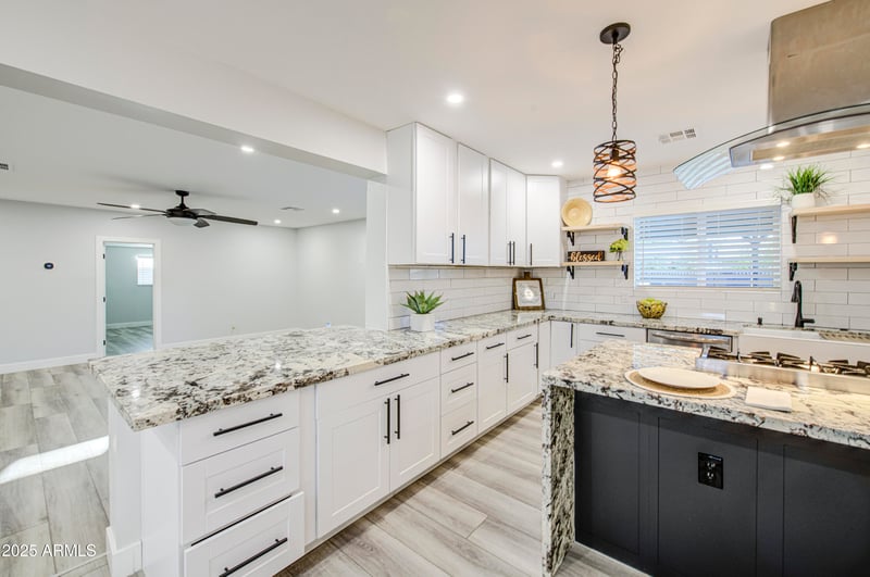 636 6th Pl, Mesa, AZ 85203