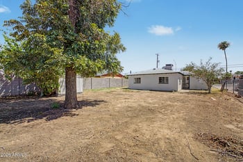636 W Rio Salado Pw, Mesa, AZ 85201