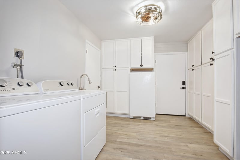 6360 Ensenada St, Mesa, AZ 85205