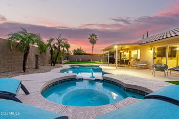 6361 Regina St, Mesa, AZ 85215