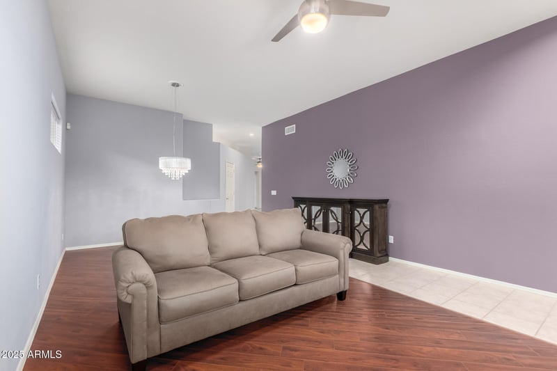 6366 Blackhawk Dr, Glendale, AZ 85308