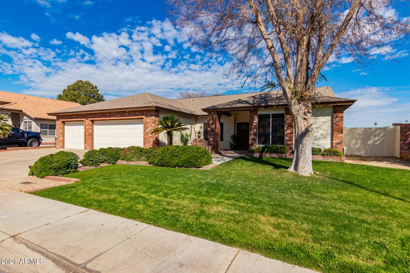 6366 W Crocus Dr, Glendale, AZ 85306