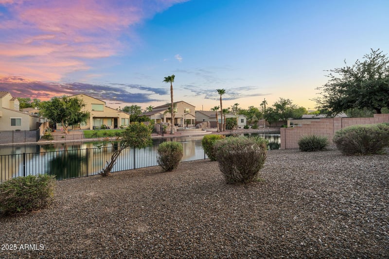 637 Indian Wells Pl, Chandler, AZ 85249
