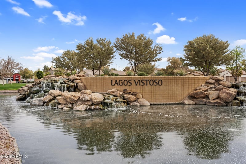 637 Indian Wells Pl, Chandler, AZ 85249