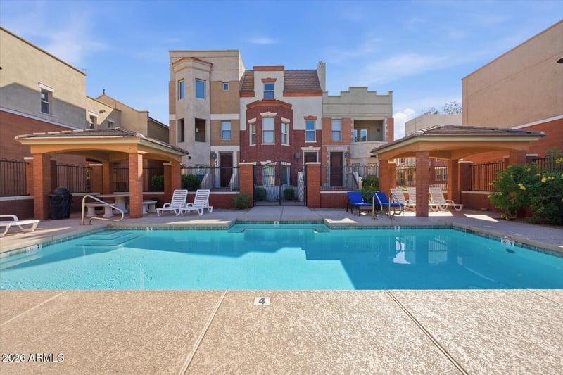 637 Roosevelt St, Tempe, AZ 85281