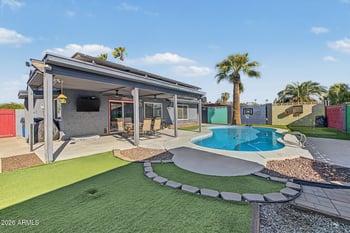 637 W Garnet Ave, Mesa, AZ 85210