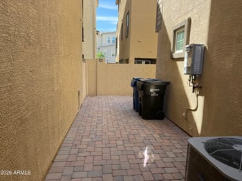 637 Winchester Dr, Chandler, AZ 85286