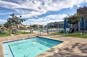 637 Winchester Dr, Chandler, AZ 85286