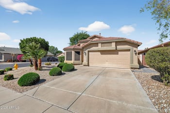 6370 Wahalla Ln, Glendale, AZ 85308