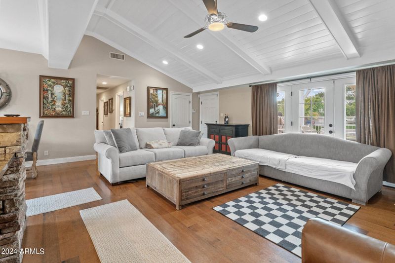 6371 E Rose Circle Dr, Scottsdale, AZ 85251