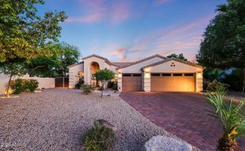 6371 W Tonopah Dr, Glendale, AZ 85308