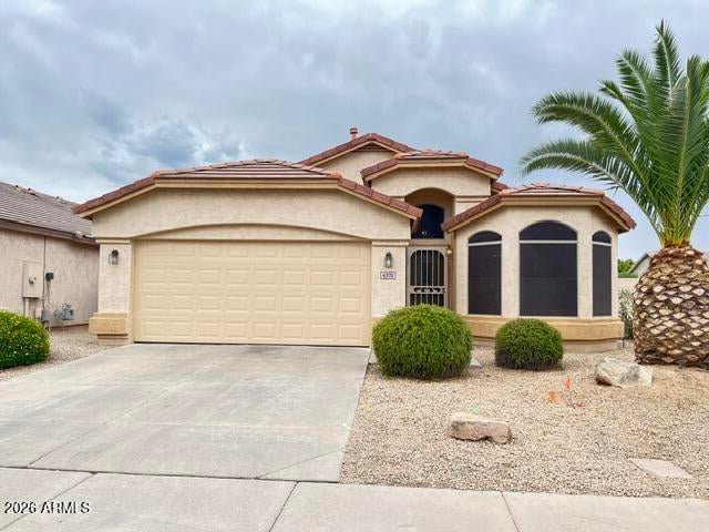 6375 W Adobe Dr, Glendale, AZ 85308
