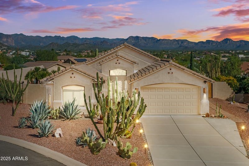 6377 Kiva Cir, Gold Canyon, AZ 85118