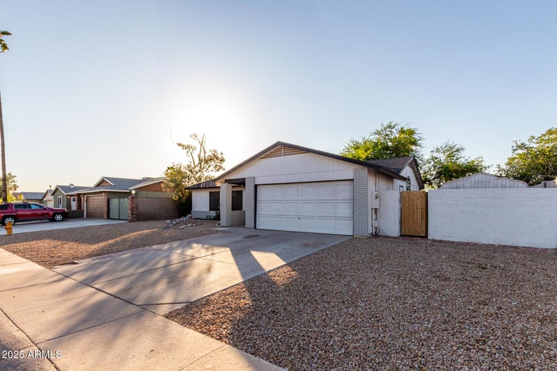 638 Barrow Dr, Chandler, AZ 85225