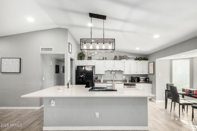 638 Barrow Dr, Chandler, AZ 85225