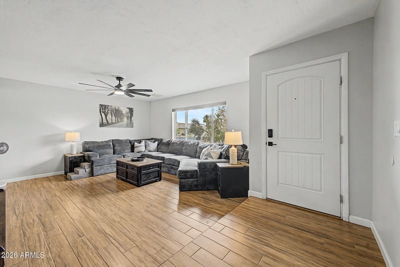 638 W Paseo Way, Tempe, AZ 85283
