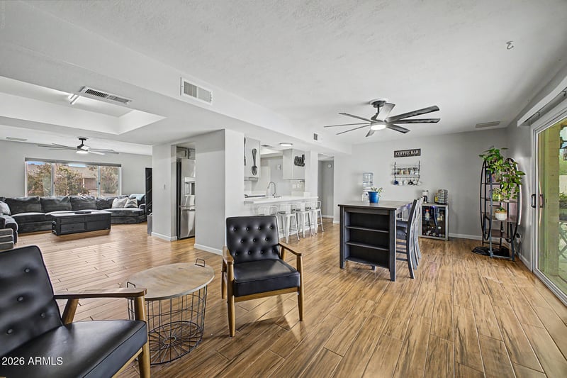 638 W Paseo Way, Tempe, AZ 85283