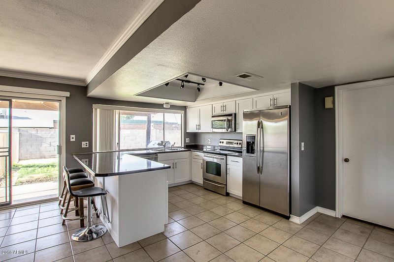 638 W Yale Dr, Tempe, AZ 85283