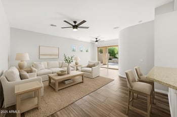 6382 Blackhawk Dr, Glendale, AZ 85308