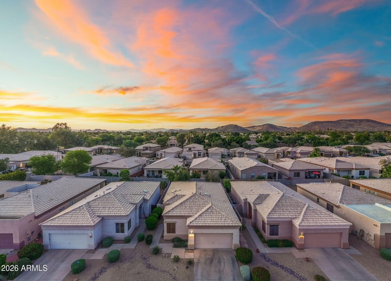 6384 Pontiac Dr, Glendale, AZ 85308