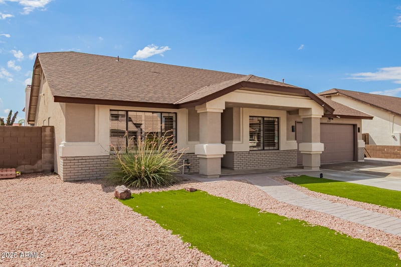 6389 Muriel Dr, Glendale, AZ 85308