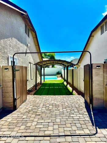 6389 Muriel Dr, Glendale, AZ 85308